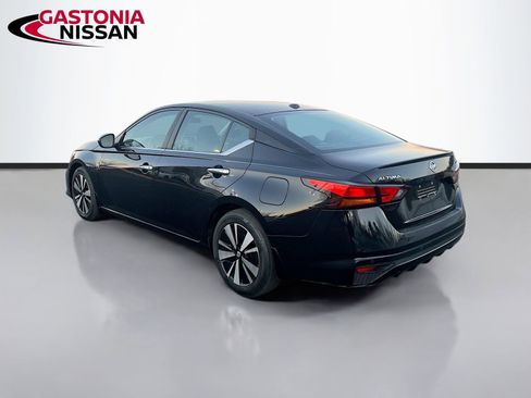 Used 2021 Nissan Altima 2.5 SV image 6