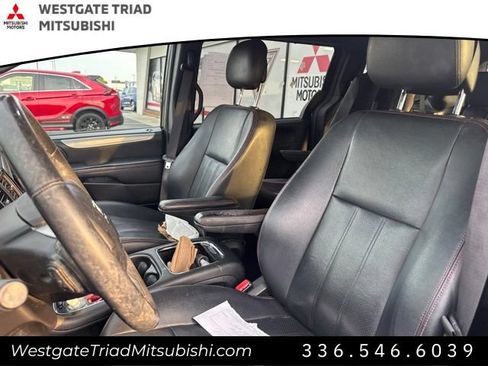 Used 2017 Dodge Grand Caravan GT FWD image 8