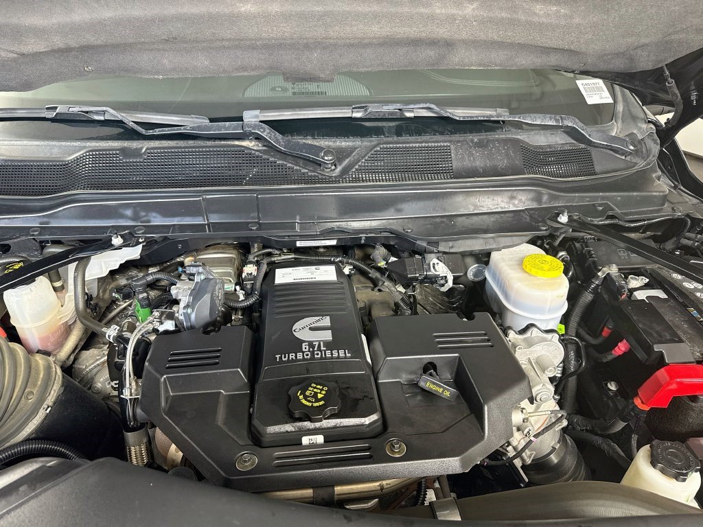 Used 2024 RAM 2500 Laramie AWD/4WD image 37