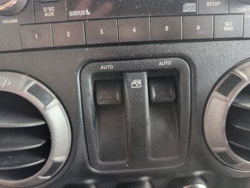 Used 2013 Jeep Wrangler Sport AWD/4WD image 18