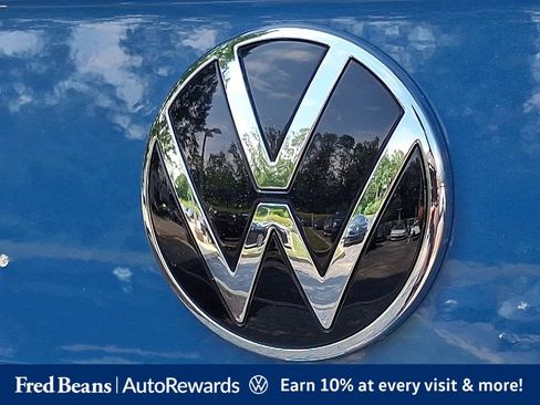 Certified 2025 Volkswagen Jetta SEL FWD image 35