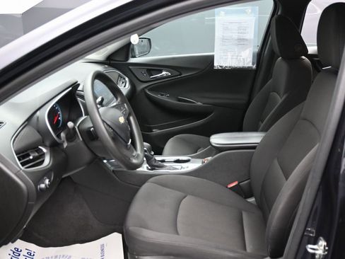 Used 2023 Chevrolet Malibu LT image 16