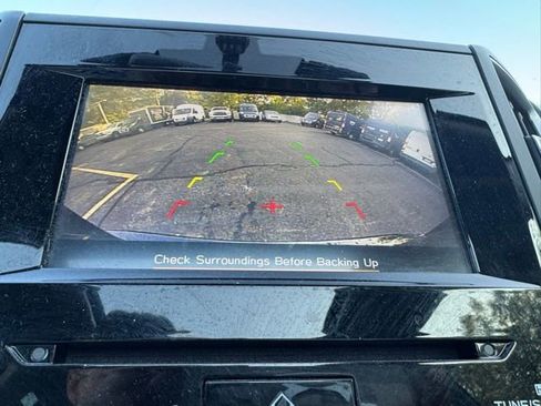 Used 2023 Subaru Forester Premium image 37