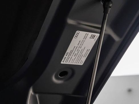 New 2025 Audi Q5 Premium Plus image 31