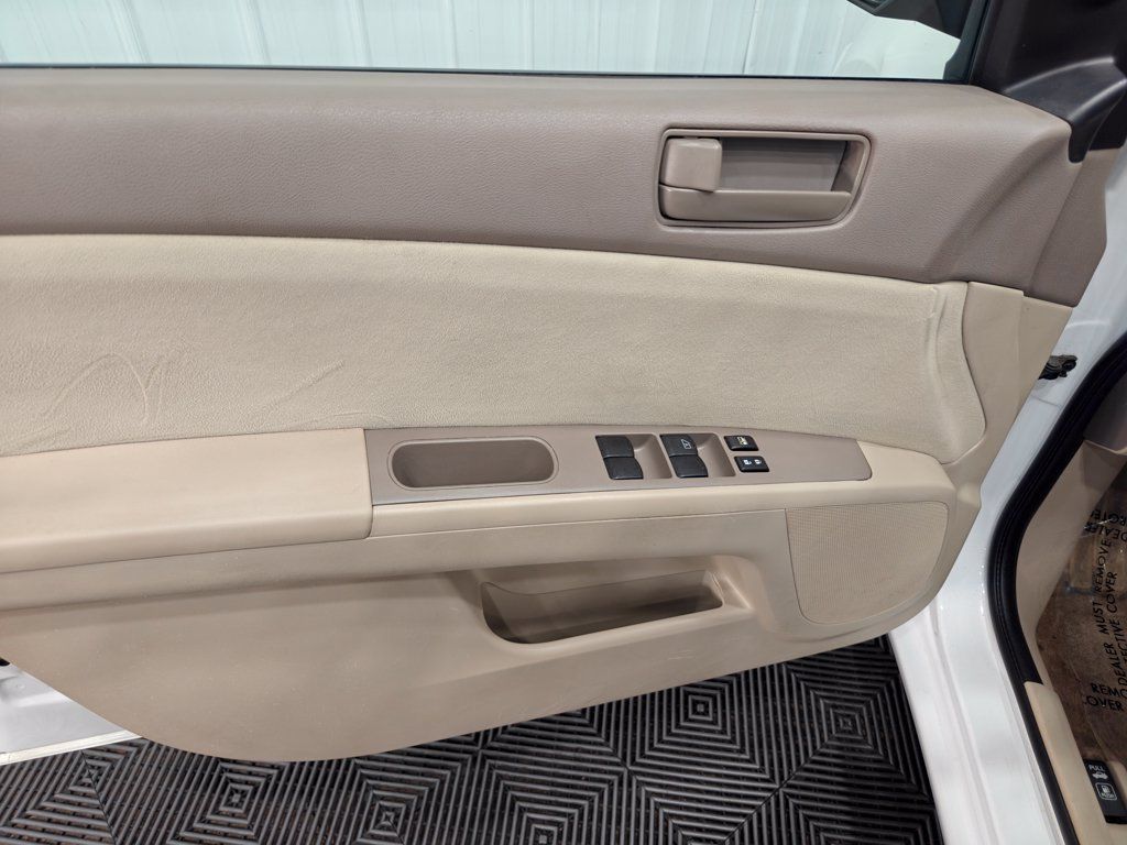 Used 2012 Nissan Sentra 2.0 FWD image 24