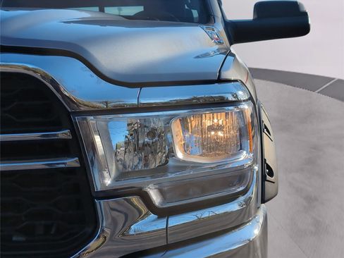 Used 2021 RAM 2500 Tradesman image 9