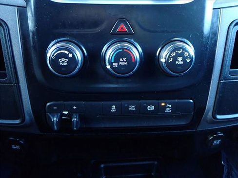 Used 2016 RAM 2500 Tradesman w/ Chrome Appearance Group image 15