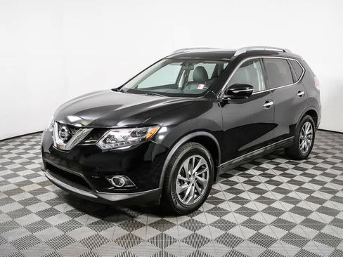 Used 2014 Nissan Rogue SL w/ SL Premium Package image 25