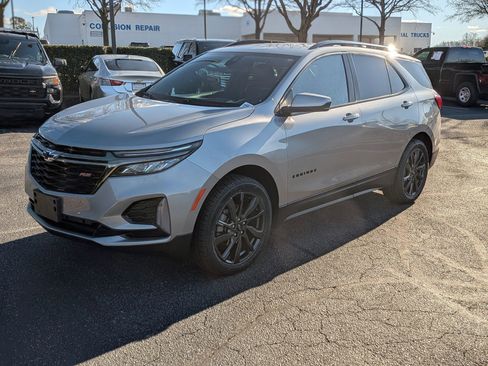 Certified 2023 Chevrolet Equinox RS image 5