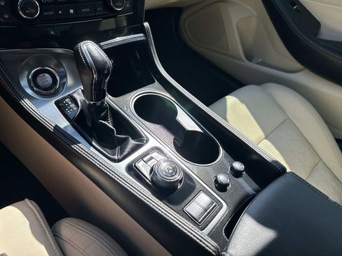 Used 2017 Nissan Maxima Platinum w/ Interior Lighting Package image 29