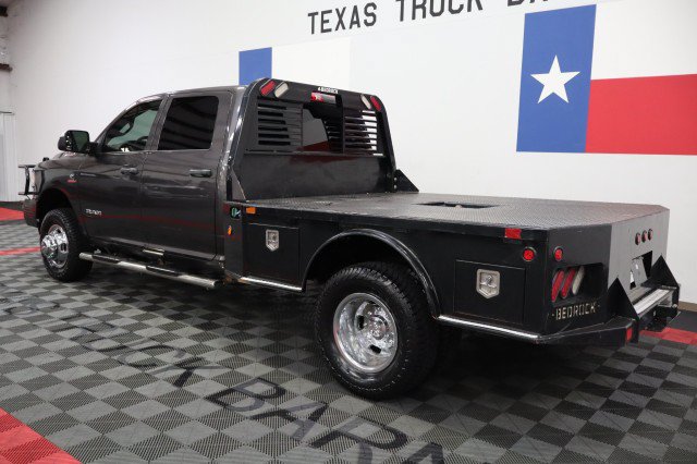 Used 2021 RAM 3500 Tradesman w/ Chrome Appearance Group AWD/4WD image 5