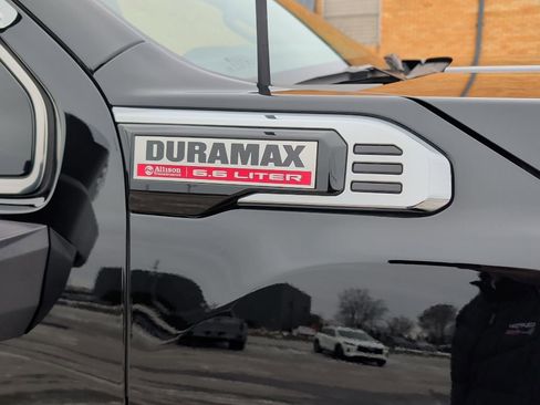 Used 2025 GMC Sierra 3500 Denali w/ Denali Reserve Package image 9