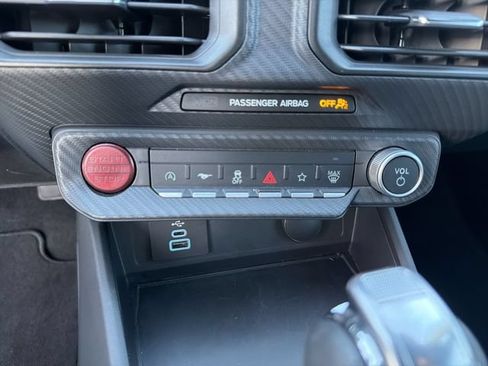 Used 2025 Ford Mustang Coupe RWD image 21