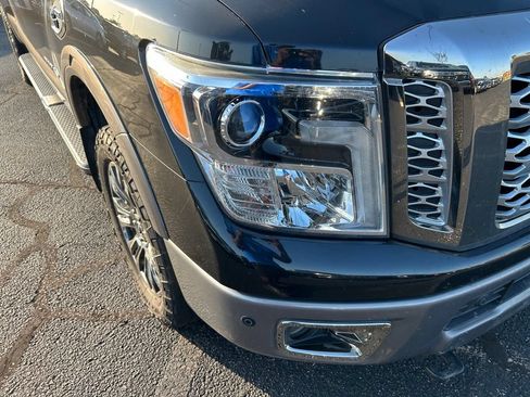 Used 2019 Nissan Titan Platinum Reserve w/ Platinum Utility Package AWD/4WD image 3
