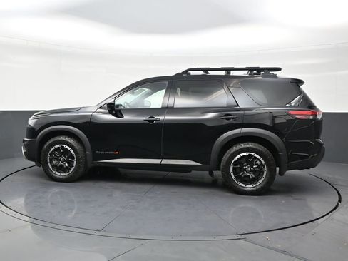 Used 2025 Nissan Pathfinder Rock Creek image 2
