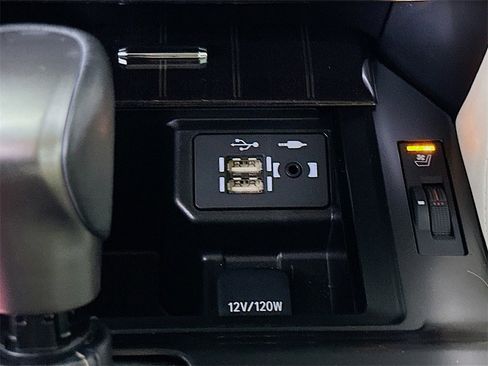 Used 2023 Lexus GX 460 Premium image 33