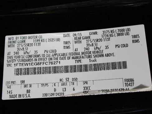 Used 2015 Ford F150 Platinum w/ Equipment Group 701A Luxury AWD/4WD image 76