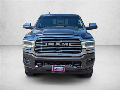 Used 2022 RAM 2500 Laramie AWD/4WD image 2