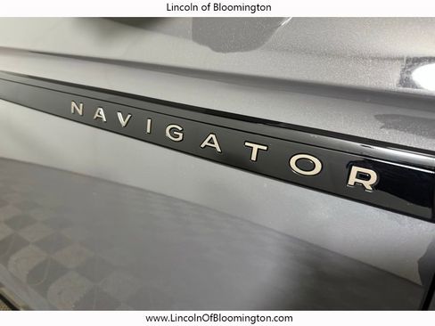 Certified 2025 Lincoln Navigator L Black Label w/ Black Label Special Edition AWD/4WD image 15
