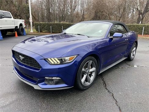 Used 2016 Ford Mustang Convertible w/ Equipment Group 051A image 3