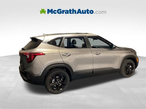 New 2026 Kia Seltos EX w/ EX Sunroof Package image 3