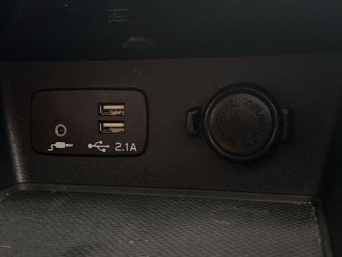 Used 2019 Subaru Forester Limited w/ Popular Package #3 AWD/4WD image 31