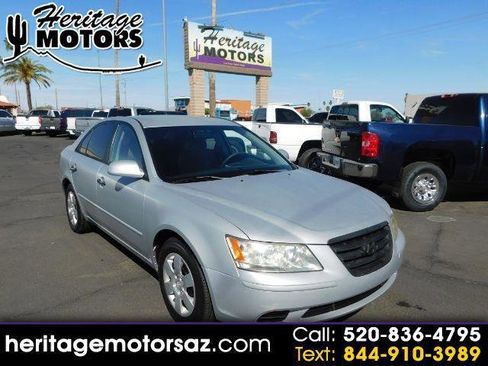Used 2010 Hyundai Sonata GLS image 1