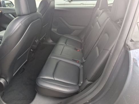 Used 2022 Tesla Model Y Performance AWD/4WD image 22