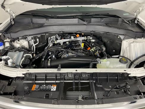 New 2026 Ford Explorer Active w/ Active Comfort Package RWD image 9