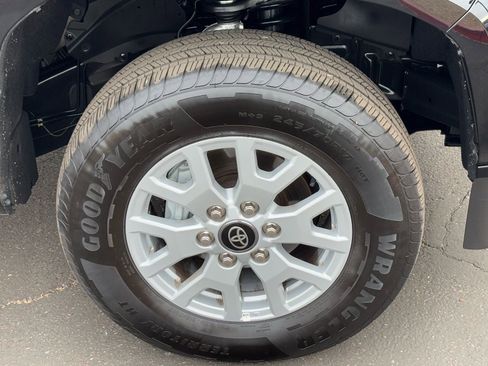 Certified 2025 Toyota Tacoma SR5 image 11