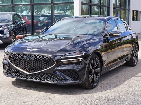 Used 2023 Genesis G70 2.0T w/ Sport Prestige Package image 9