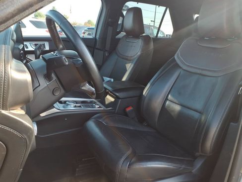 Used 2023 Ford Explorer Platinum w/ Technology Package AWD/4WD image 14