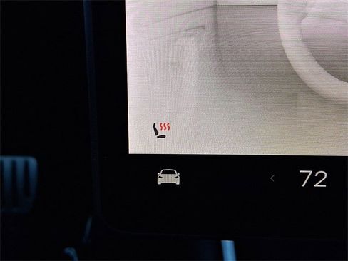 Used 2020 Tesla Model 3 Performance image 27