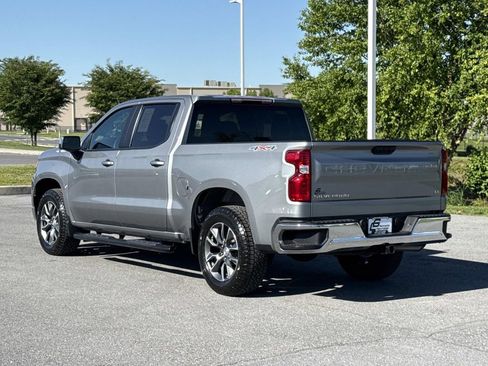Used 2024 Chevrolet Silverado 1500 LT AWD/4WD image 27