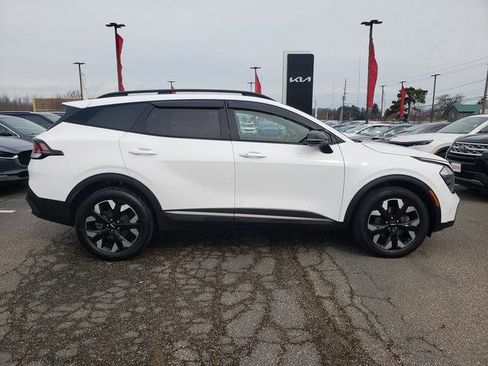 Certified 2023 Kia Sportage X-Line w/ X-Line Premium Package image 3