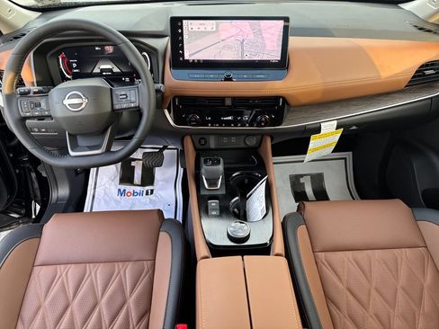 New 2026 Nissan Rogue Platinum AWD/4WD image 12