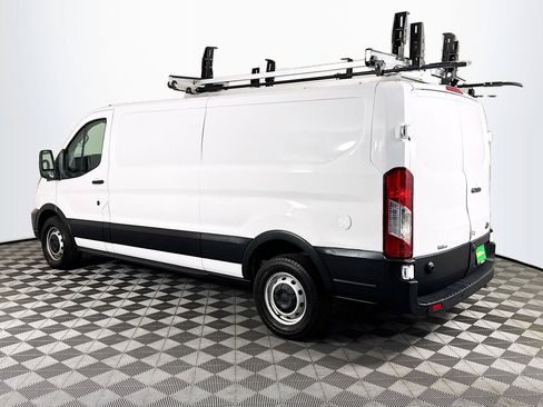 Used 2023 Ford Transit 150 Low Roof w/ Fleet Fuel Economy Package RWD image 6