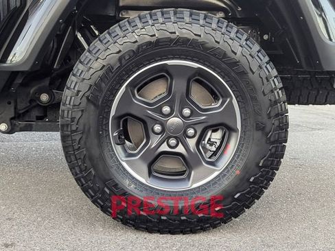 Used 2023 Jeep Gladiator Sport image 38