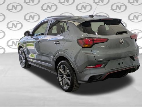 Used 2022 Buick Encore GX Select w/ Sport Touring Package FWD image 38
