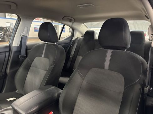 Used 2025 Nissan Sentra SV w/ All-Weather Package image 5