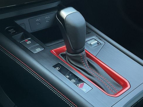 New 2026 Nissan Kicks SR image 34