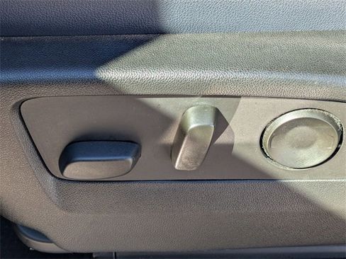 Used 2022 Chevrolet Silverado 1500 High Country w/ High Country Premium Package image 15