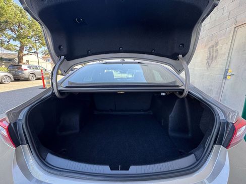 Used 2024 Chevrolet Malibu LT image 32