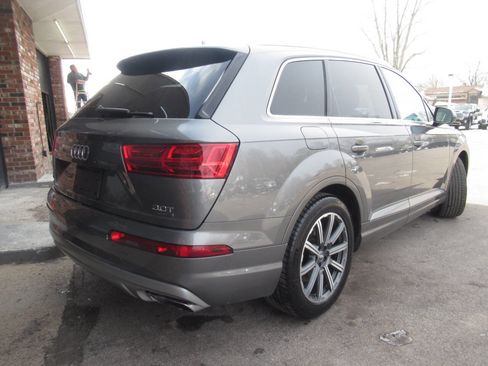 Used 2017 Audi Q7 3.0T Premium Plus image 13