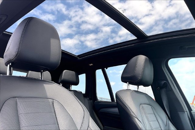 Used 2024 BMW X3 M40i w/ Premium Package AWD/4WD image 17