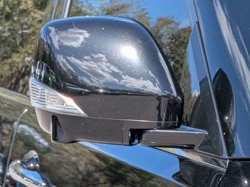 Used 2021 INFINITI QX80 Luxe image 9