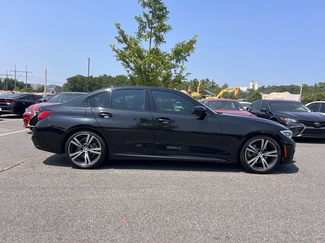Used 2020 BMW 330i Sedan w/ M Sport Package RWD image 6