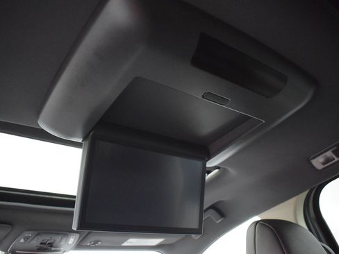 Used 2024 Toyota Sienna Platinum AWD/4WD image 16