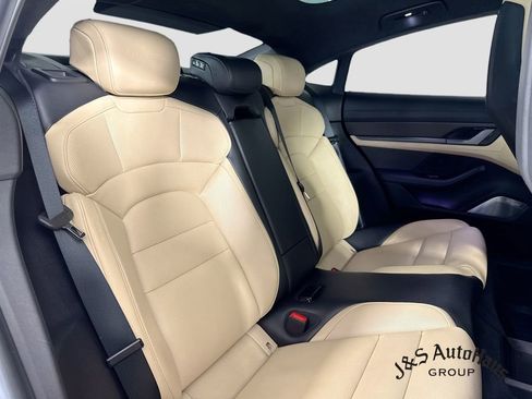 Used 2022 Porsche Taycan Turbo S w/ Premium Package AWD/4WD image 35