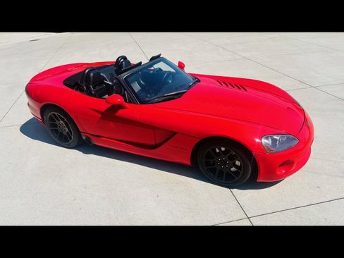 Used 2003 Dodge Viper SRT-10 RWD image 3